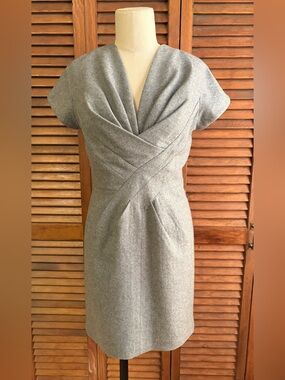 Robert Rodriguez NWOT Size 2 Wool Sheath Dress V Neck Twist